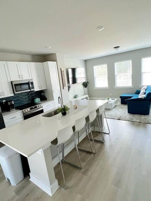 Villa Brand New Build 10 Min- Uptown Charlotte Exterior foto